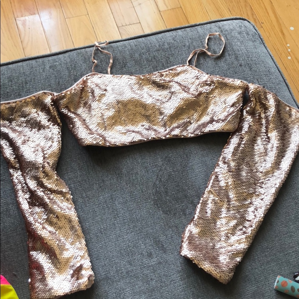 Rose gold top - Picture 2 of 3